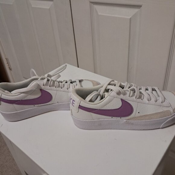 Boys Nike Blazer Sneakers - Picture 3 of 4